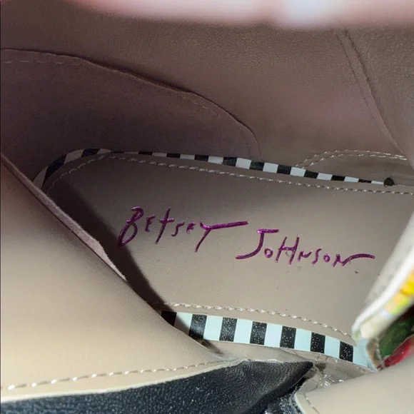 Betsey Johnson Floral Leopard Kids Boots - Picture 3 of 4